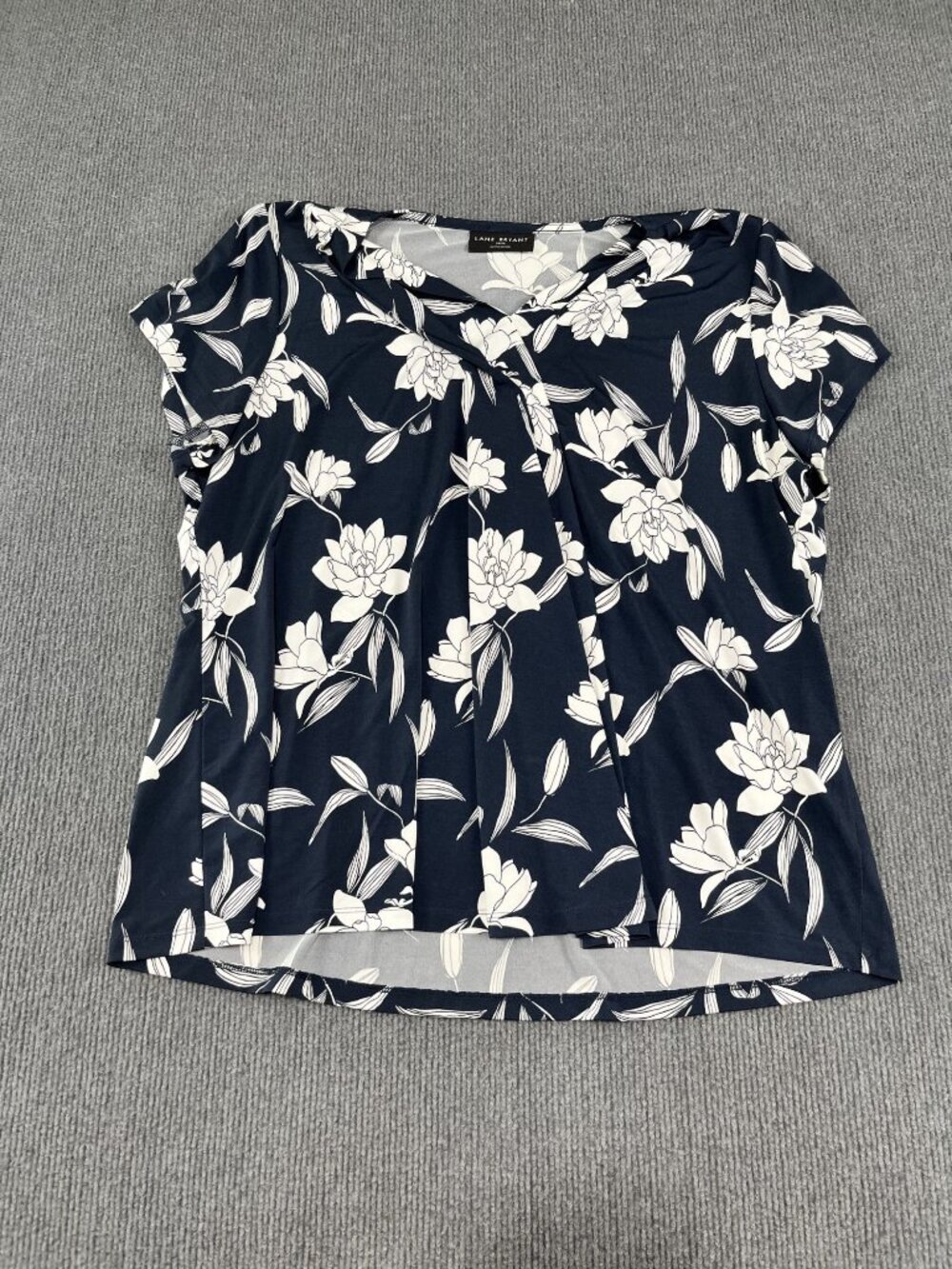 Lane Bryant Womens Navy Floral Print Short Sleeve Top Size 18/20